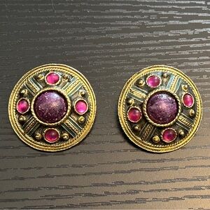 Retro Cool Vintage Clip On Earrings Gold Tone Metal Pink & Purple Cabochons